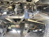 UDトラックスクオンアルミウイング大型（10t）[写真17]