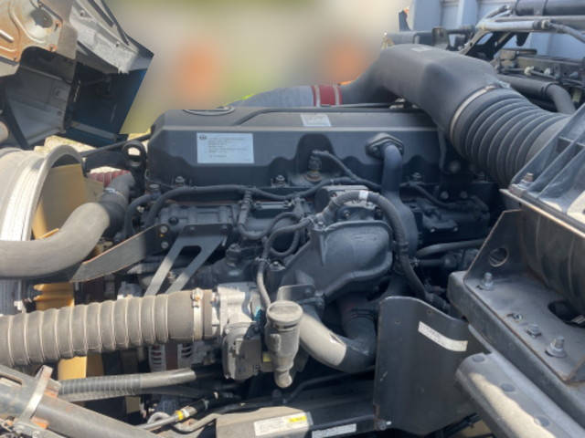 UDトラックスクオンアルミウイング大型（10t）[写真22]