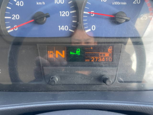 UDトラックスクオンアルミウイング大型（10t）[写真29]