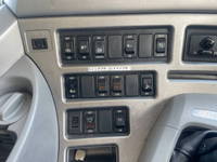 UDトラックスクオンアルミウイング大型（10t）[写真32]