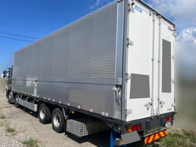 UDトラックスクオンアルミウイング大型（10t）[写真04]