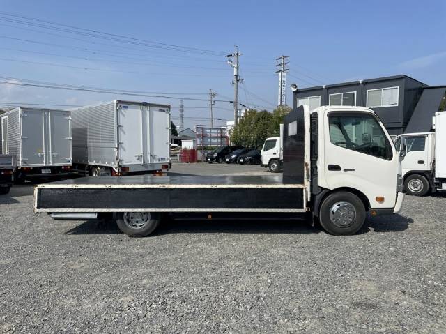 日野デュトロ平ボディ小型（2t・3t）[写真16]