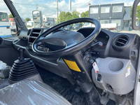 日野デュトロ平ボディ小型（2t・3t）[写真35]