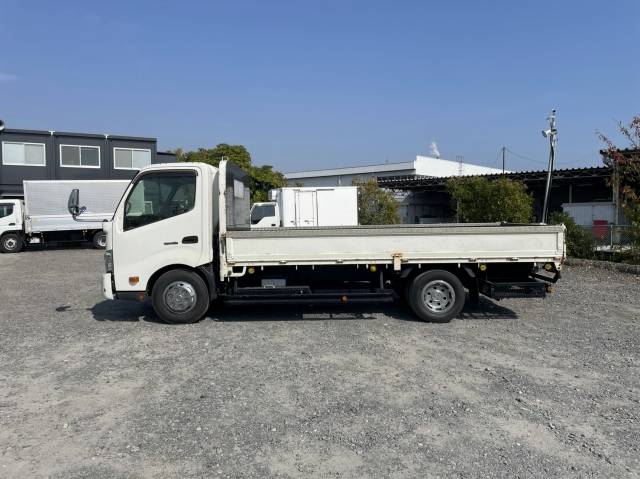 日野デュトロ平ボディ小型（2t・3t）[写真05]