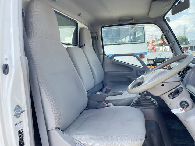 トヨタトヨエース幌車小型（2t・3t）[写真28]