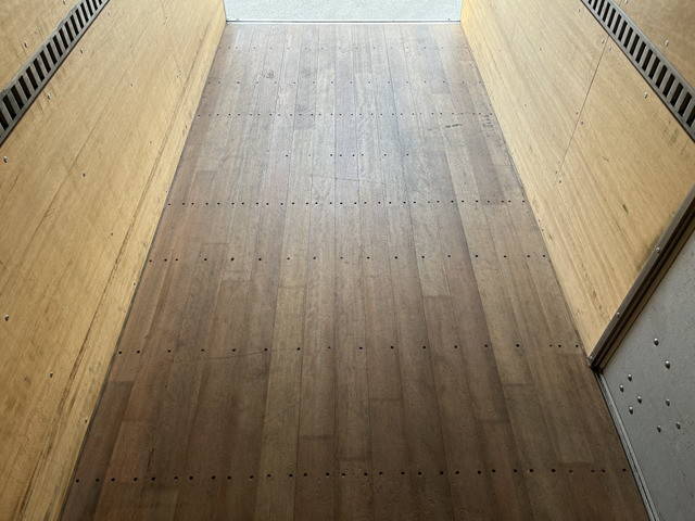 マツダタイタンアルミバン小型（2t・3t）[写真24]