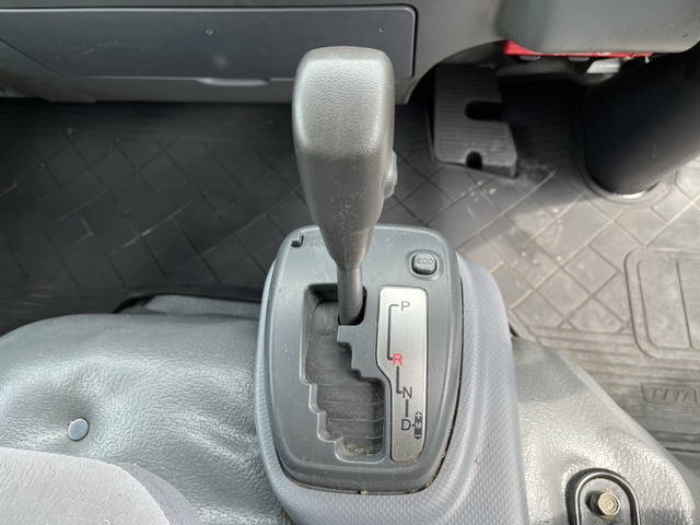 マツダタイタンアルミバン小型（2t・3t）[写真32]