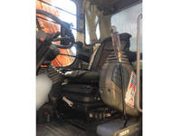 日立ホイル式油圧ショベル[写真29]