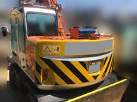 日立ホイル式油圧ショベル[写真02]