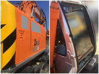 日立ホイル式油圧ショベル[写真05]