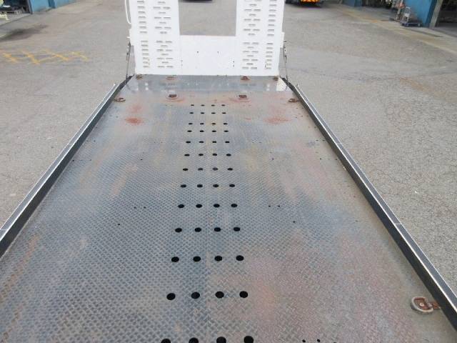 日野デュトロセーフティローダー小型（2t・3t）[写真08]