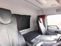 UDトラックスクオンアルミウイング大型（10t）[写真12]