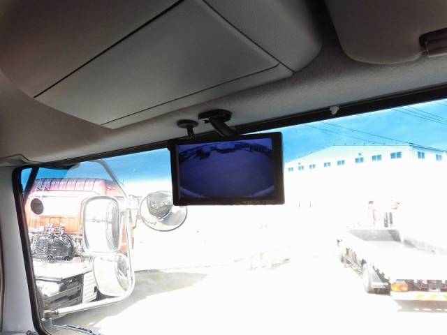 UDトラックスクオンアルミウイング大型（10t）[写真13]