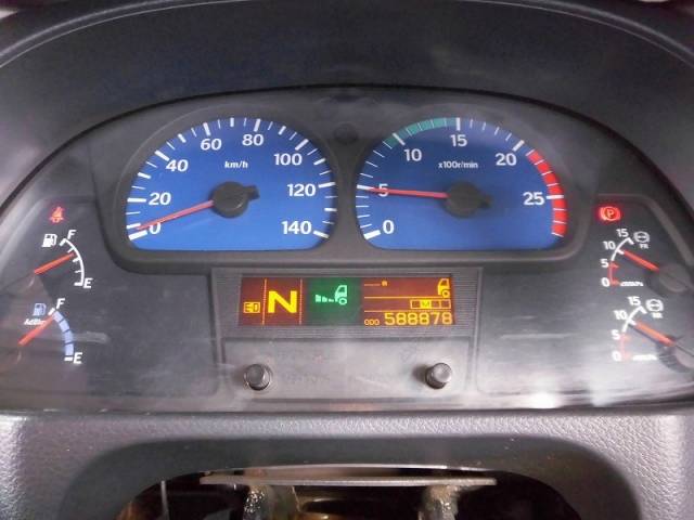 UDトラックスクオンアルミウイング大型（10t）[写真19]