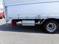 UDトラックスクオンアルミウイング大型（10t）[写真26]