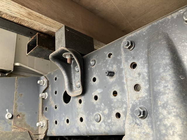 三菱ふそうキャンターダブルキャブ（Wキャブ）小型（2t・3t）[写真19]