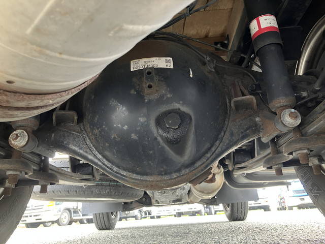 三菱ふそうキャンターダブルキャブ（Wキャブ）小型（2t・3t）[写真22]