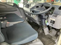 三菱ふそうキャンターダブルキャブ（Wキャブ）小型（2t・3t）[写真35]