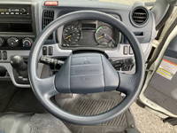 三菱ふそうキャンターダブルキャブ（Wキャブ）小型（2t・3t）[写真36]