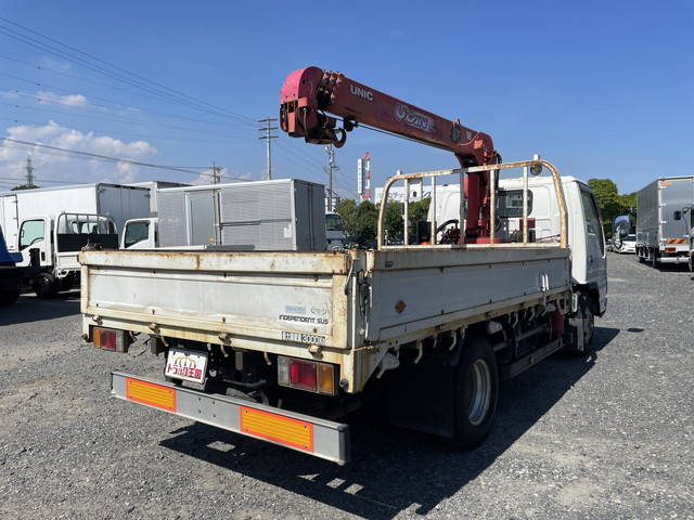 いすゞエルフクレーン4段小型（2t・3t）[写真02]