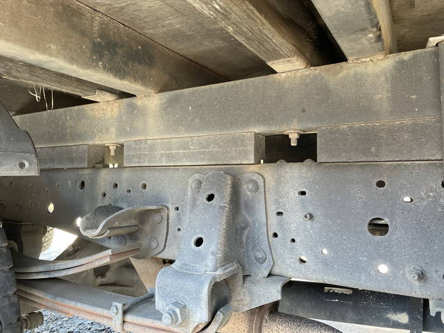 いすゞエルフクレーン4段小型（2t・3t）[写真25]