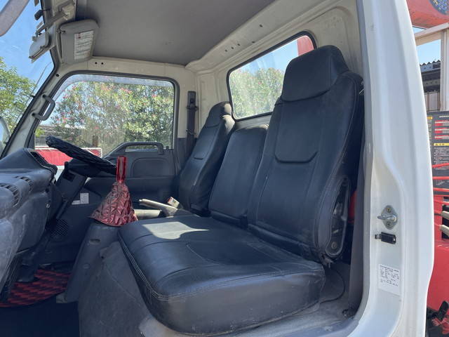 いすゞエルフクレーン4段小型（2t・3t）[写真33]