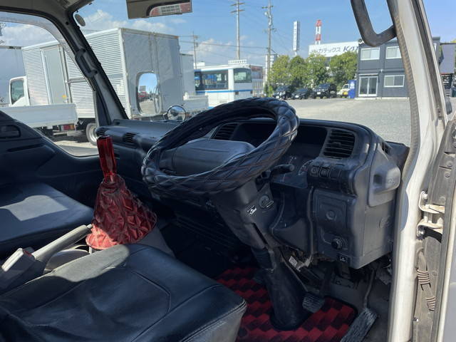 いすゞエルフクレーン4段小型（2t・3t）[写真36]