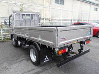 三菱ふそうキャンター平ボディ小型（2t・3t）[写真02]
