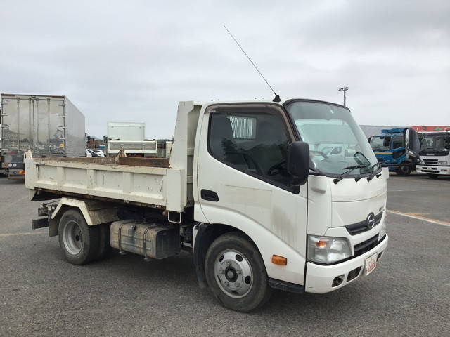 日野デュトロローダーダンプ小型（2t・3t）[写真03]