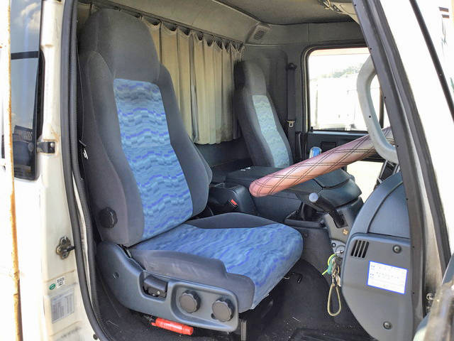 UDトラックスコンドルアルミウイング中型（4t）[写真30]