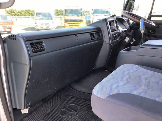 UDトラックスコンドルアルミウイング中型（4t）[写真33]