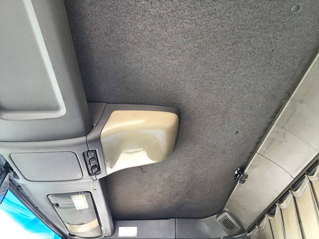 UDトラックスコンドルアルミウイング中型（4t）[写真34]