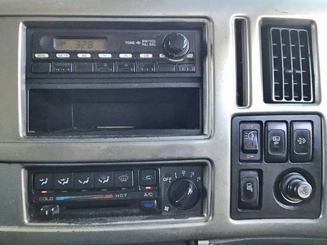 UDトラックスコンドルアルミウイング中型（4t）[写真37]