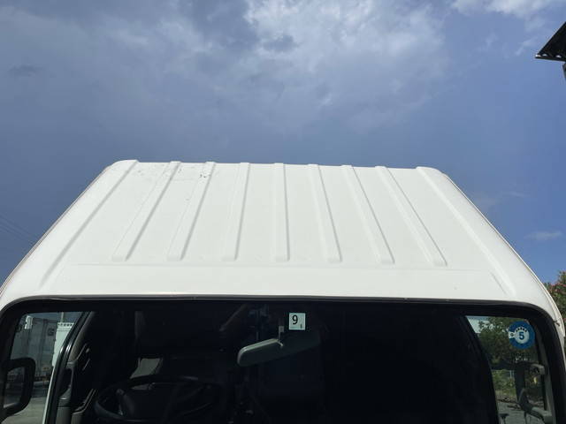 いすゞエルフクレーン4段小型（2t・3t）[写真10]