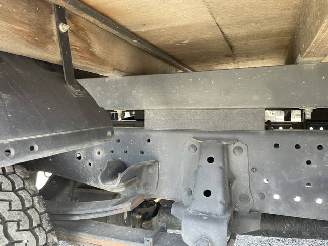 いすゞエルフクレーン4段小型（2t・3t）[写真23]