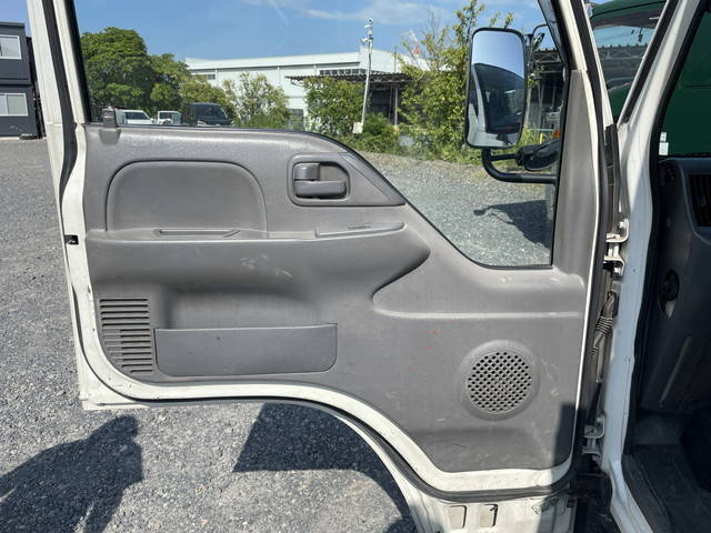 いすゞエルフクレーン4段小型（2t・3t）[写真29]