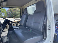 いすゞエルフクレーン4段小型（2t・3t）[写真32]