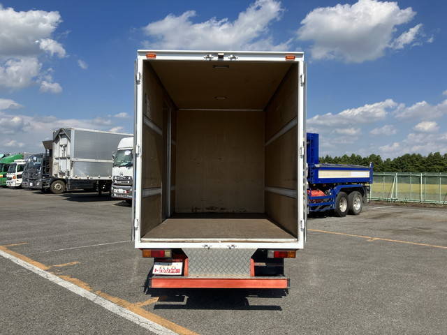 三菱ふそうキャンターアルミバン小型（2t・3t）[写真11]