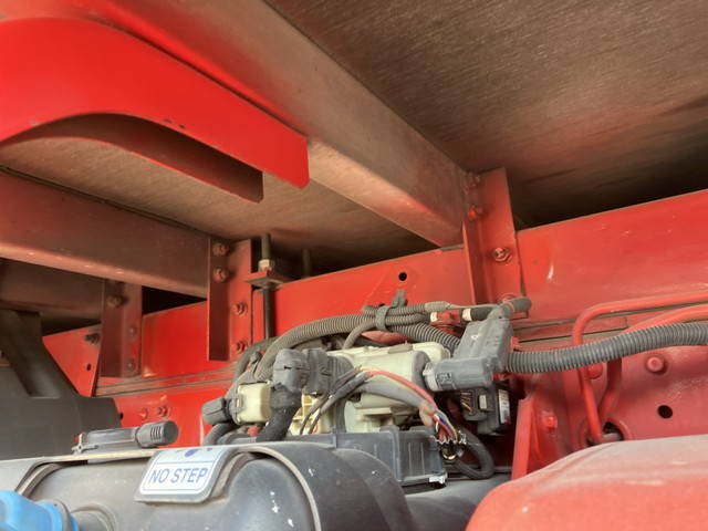 三菱ふそうキャンターアルミバン小型（2t・3t）[写真19]