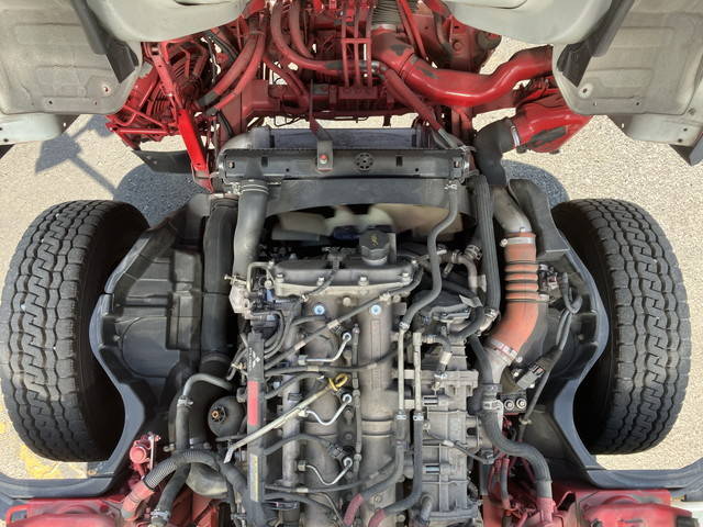 三菱ふそうキャンターアルミバン小型（2t・3t）[写真22]