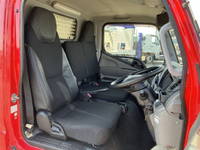 三菱ふそうキャンターアルミバン小型（2t・3t）[写真26]