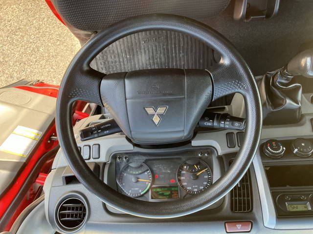 三菱ふそうキャンターアルミバン小型（2t・3t）[写真30]