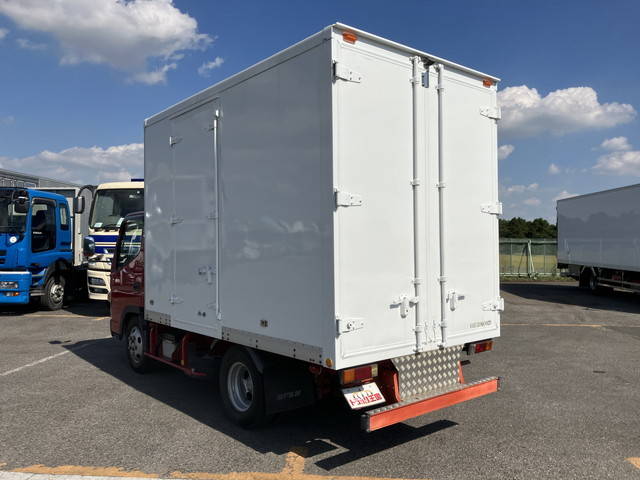 三菱ふそうキャンターアルミバン小型（2t・3t）[写真04]