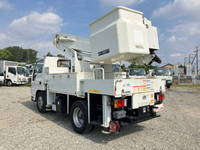 いすゞエルフ高所作業車小型（2t・3t）[写真04]