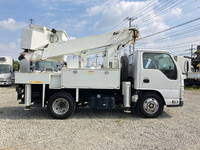 いすゞエルフ高所作業車小型（2t・3t）[写真06]