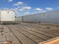 UDトラックスクオンアルミブロック大型（10t）[写真14]