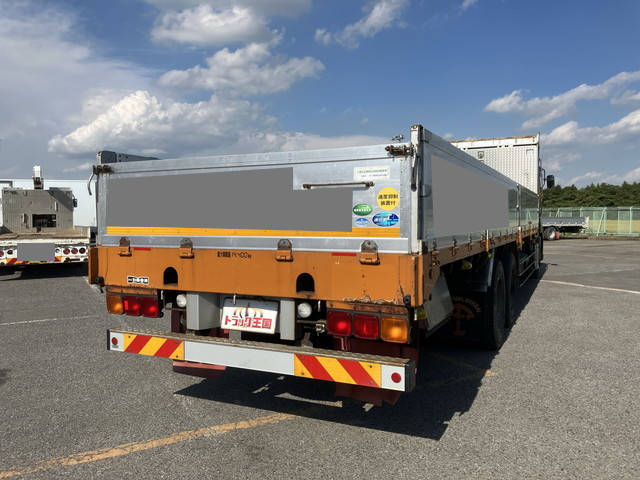 UDトラックスクオンアルミブロック大型（10t）[写真02]