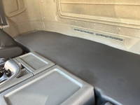 UDトラックスクオンアルミブロック大型（10t）[写真32]