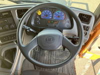 UDトラックスクオンアルミブロック大型（10t）[写真34]