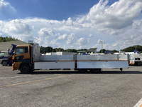 UDトラックスクオンアルミブロック大型（10t）[写真06]